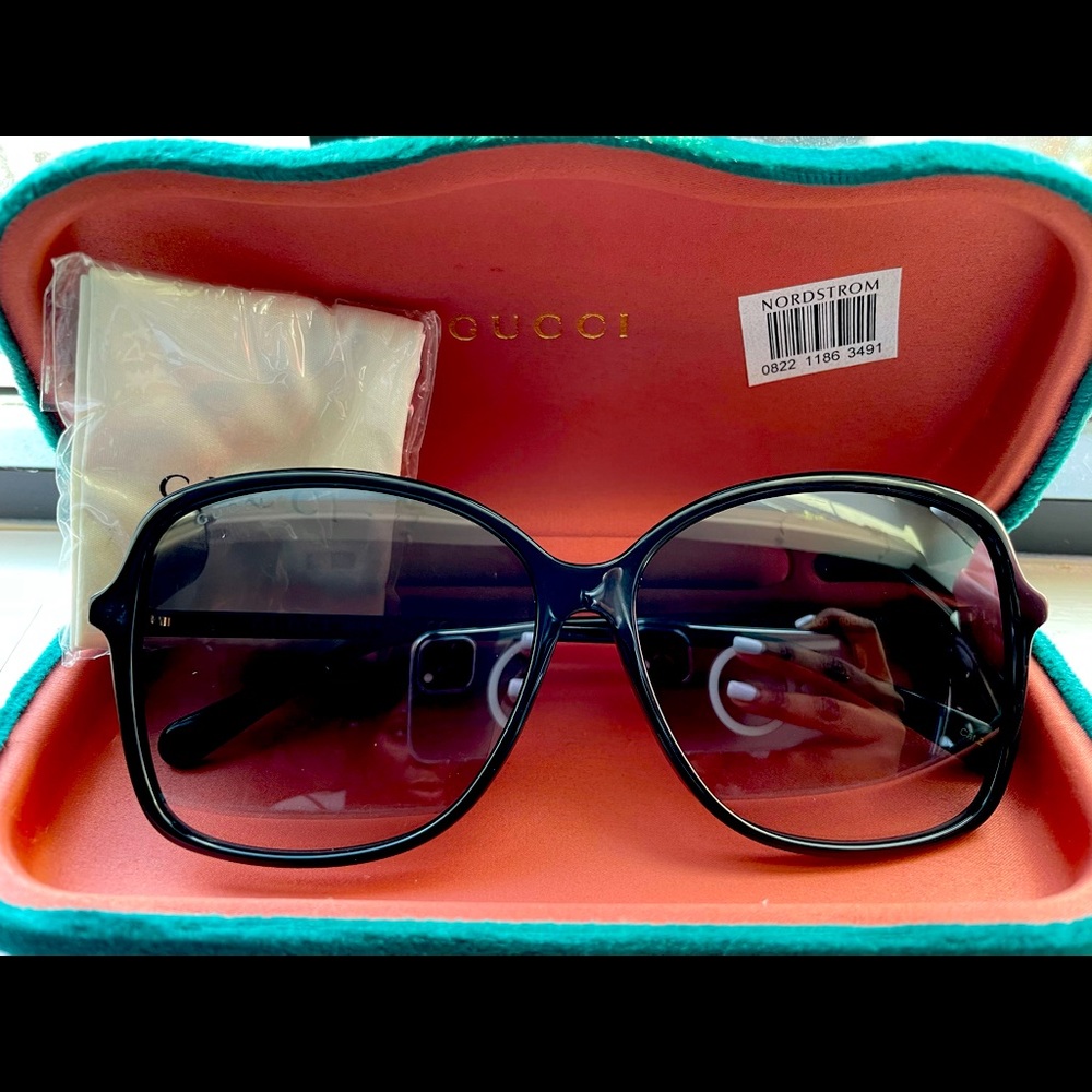 Gucci sunglasses